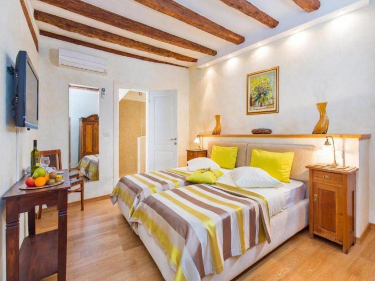 Heritage Hotel Villa Valdibora Rovinj Exterior foto